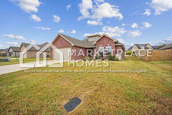 1st image of 531 Arkansas Black