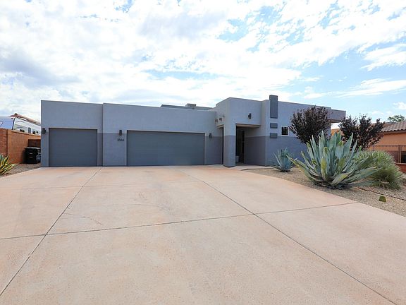 3rd image of 3566 Calle Verde Dr