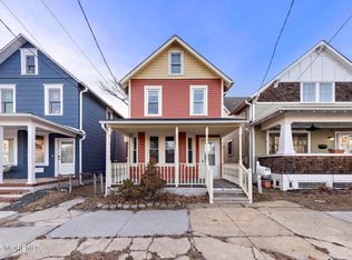 94 Lawrence Ave, Ocean Grove, NJ 07756