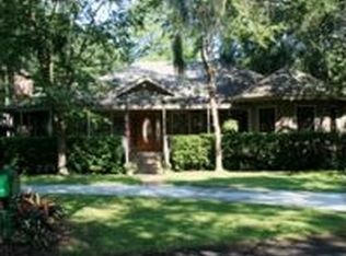 14 Bateau Rd, Hilton Head Island, SC 29928