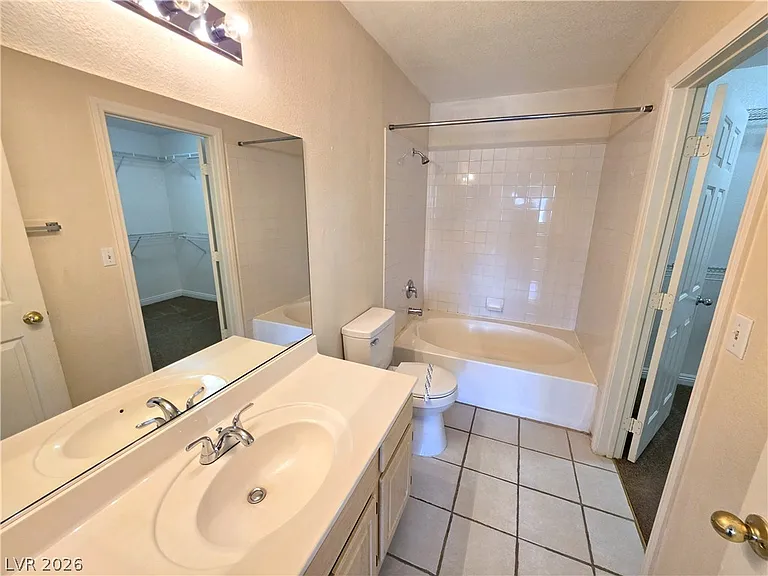 408 Roman Tree Ct — Photo 25
