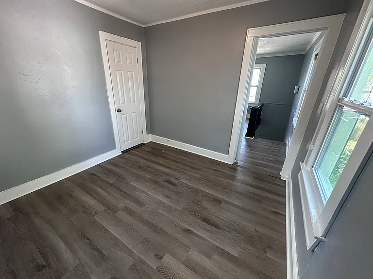 829 N Oleander Ave — Photo 15