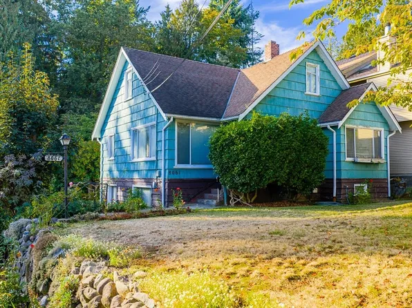 8061 McGregor Ave, Burnaby, BC V5J 4H7