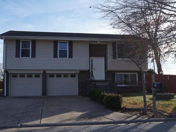 304 Huntleigh Dr, Belleville, IL 62220