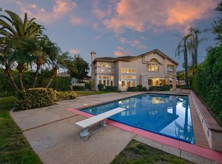 516 Camino Bailen, Escondido, CA 92029