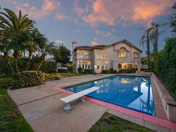 516 Camino Bailen, Escondido, CA 92029