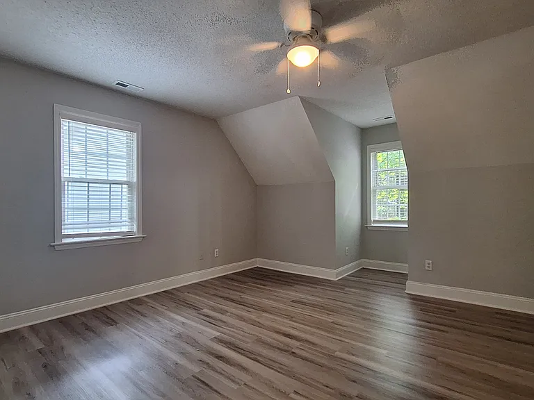 2811 Sparger Rd — Photo 40