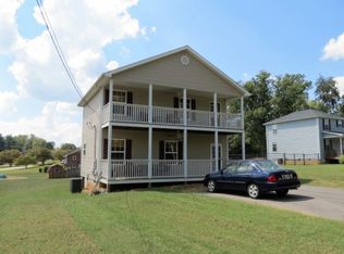 2113 Signal Dr, Johnson City, TN 37604