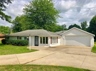 4240 N River Rd, Fort Gratiot, MI 48059