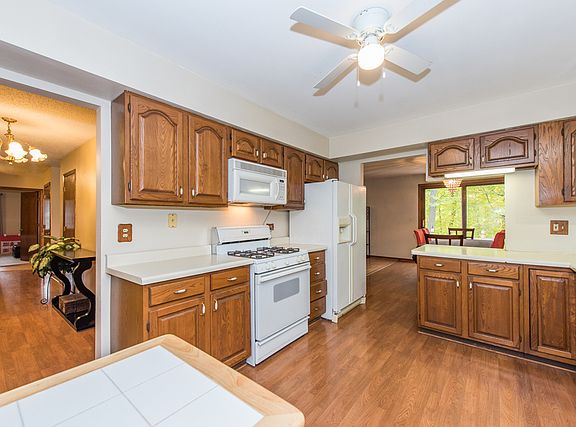 3rd image of 10153 W California Ave