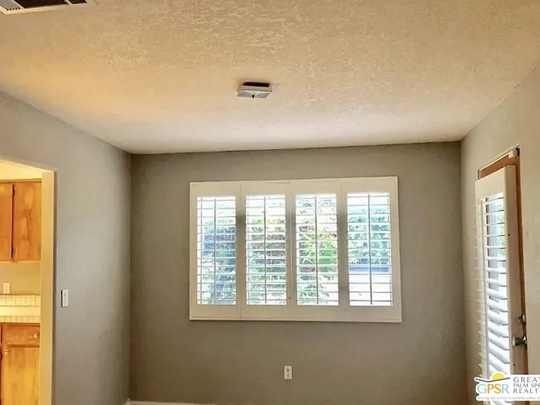 123 W San Carlos Rd — Photo 23