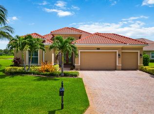 9385 Campanile Cir, Naples, FL 34114
