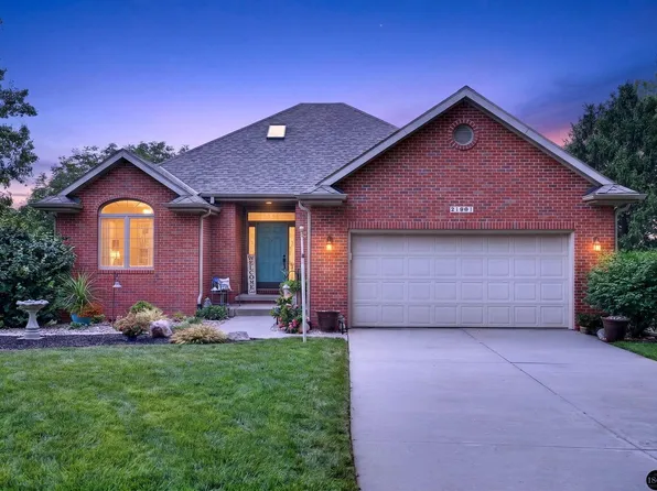 21901 Woodland Hills Cir, Eagle, NE 68347