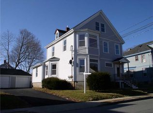 97 Gibbs Ave, Newport, RI 02840