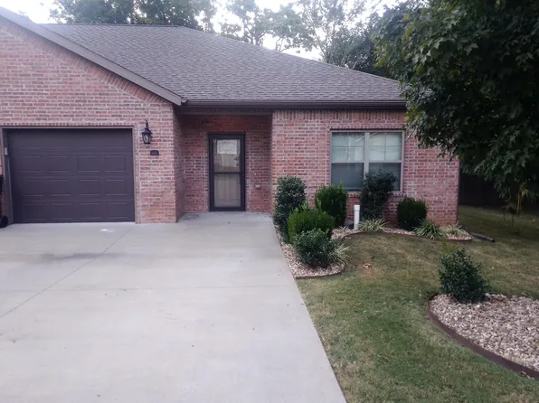 312 S Neal St Unit 2, Prairie Grove, AR 72753