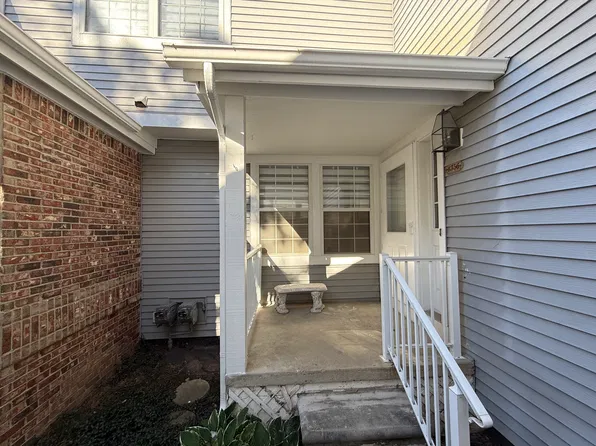 4356 Pine Ridge Ct, Ann Arbor, MI 48105