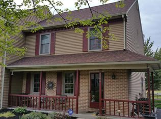 2306 Lawnwood Ct, East Petersburg, PA