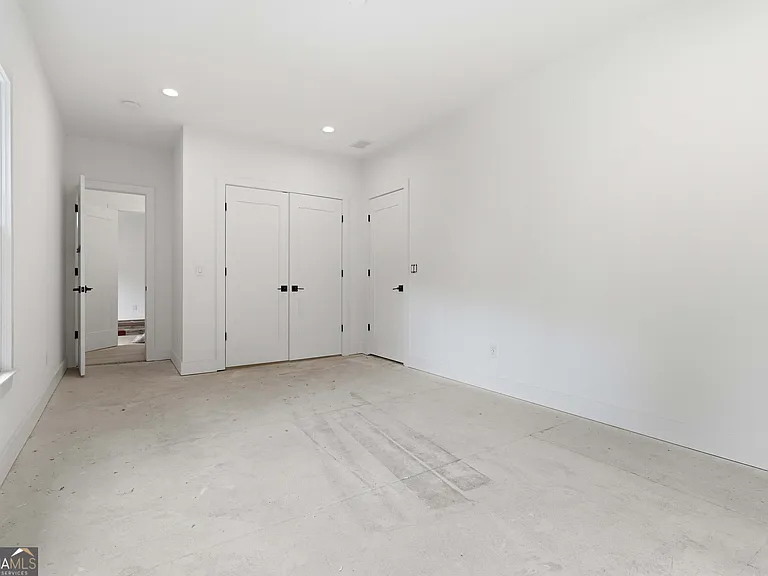 3196 Towerview Dr NE — Photo 34