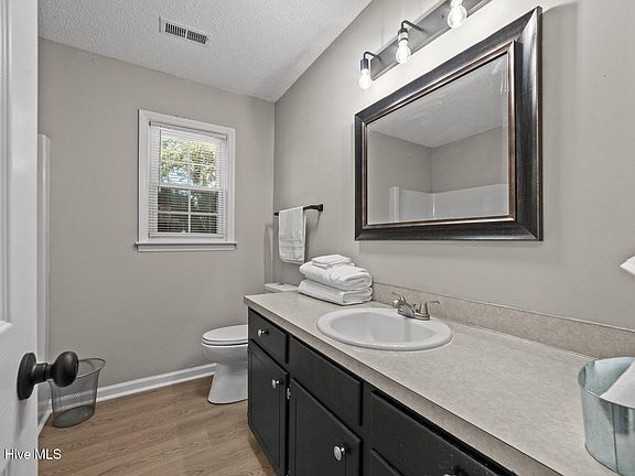 4th image of 217 Terrace Court