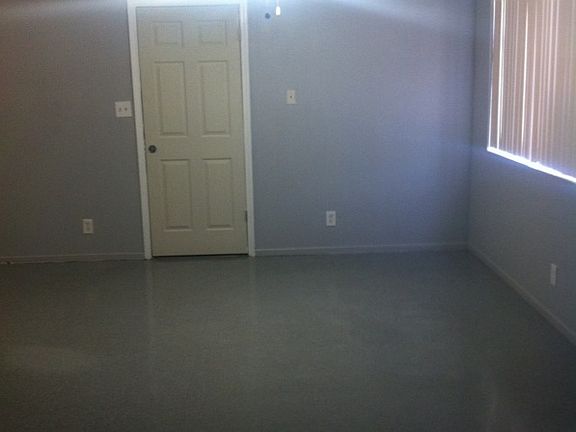 5th image of 3308 E Floradora Ave