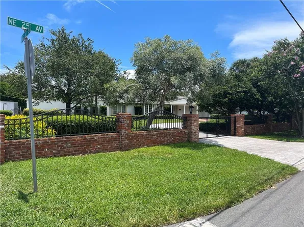 2500 NE 10th Street, Pompano Beach, FL 33062