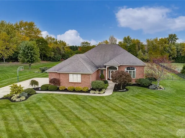 8584 Waynesboro Way, Waynesville, OH 45068