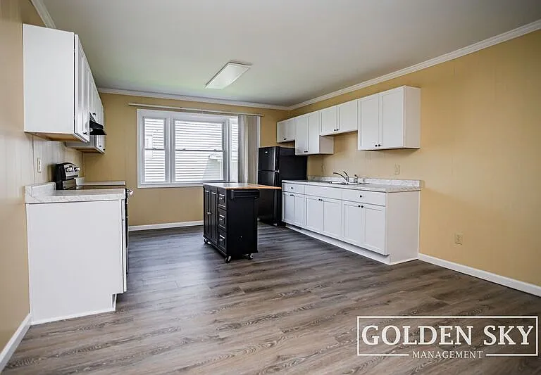 1925 W Jackson St #1 — Photo 5