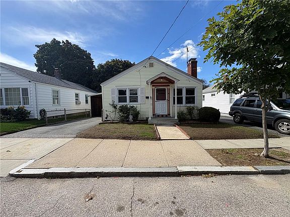 5th image of 40 Standish Ave