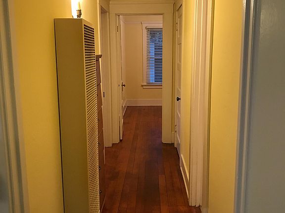 5th image of 3345 1/2 1st Ave