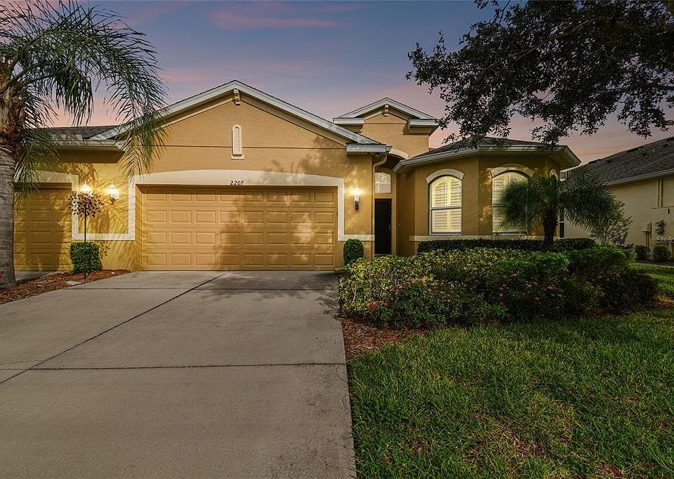 1st image of 2207 VISTA GREENS DRIVE #27