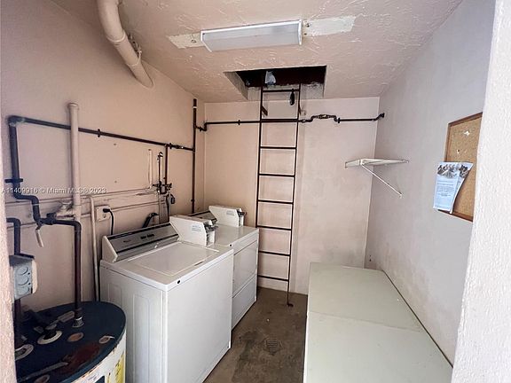 4th image of 9481 Evergreen Pl APT 407