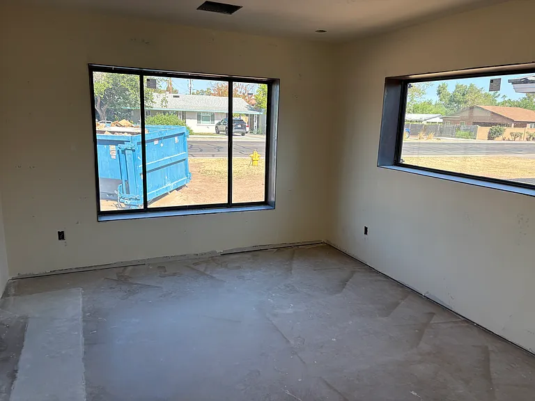 2025 S College Ave — Photo 14