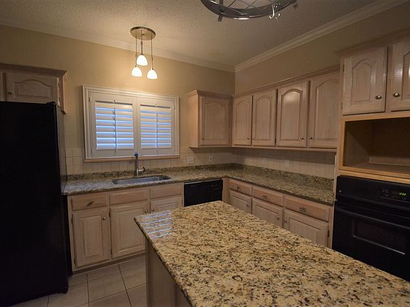 5th image of 102 Resolute Ln