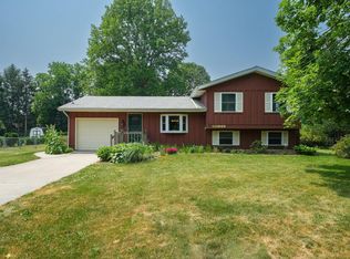 50949 Clover Rd, Granger, IN 46530