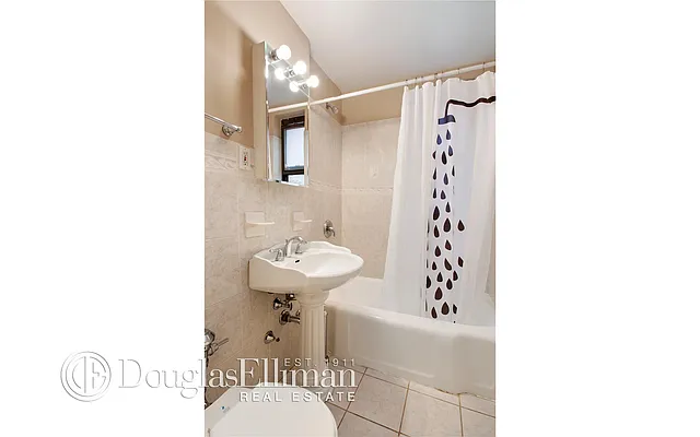 Sold by Douglas Elliman | media 7