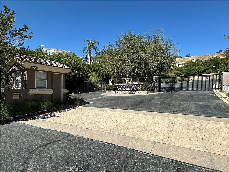 3120 Anasazi Way — Photo 35