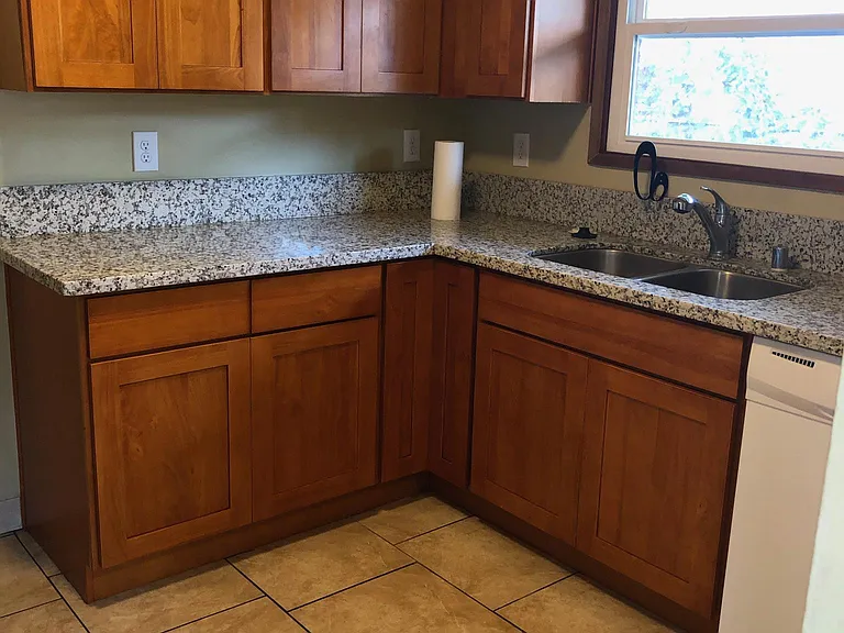 3712 Kauffman Ave — Photo 5