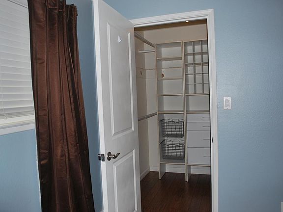 walk in closet