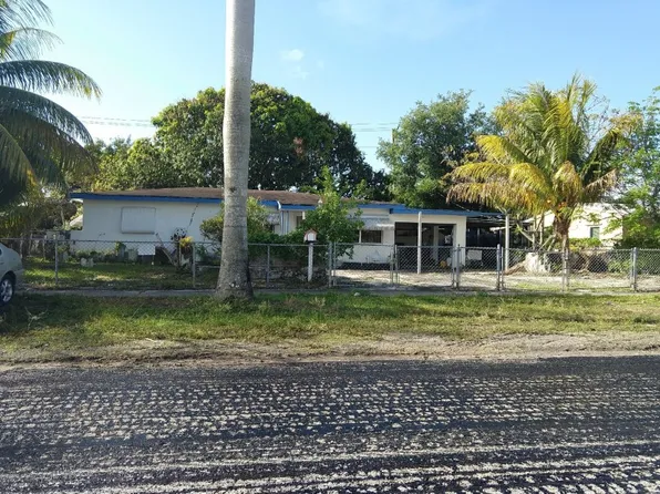 3530 NW 175th St, Miami Gardens, FL 33056