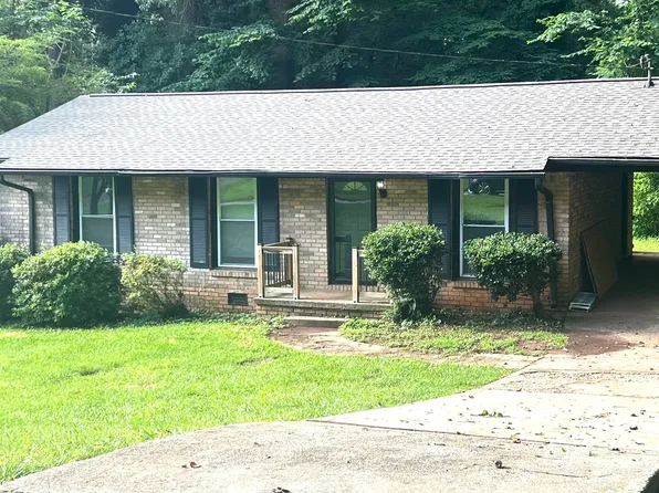 341 Pineland Rd SW, Mableton, GA 30126