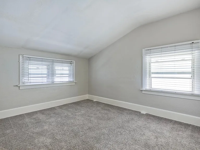 4052 Albatross St — Photo 15