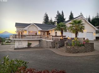 21560 SE Rainbow Hill Dr, Sandy, OR 97055