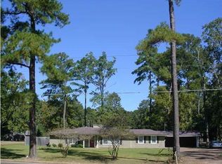 1500 E 3rd St, Forest, MS 39074