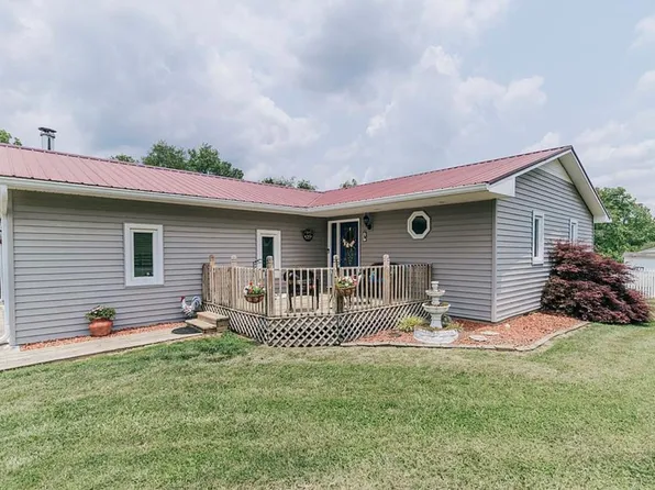 24125 Young Dr, Bristol, VA 24202