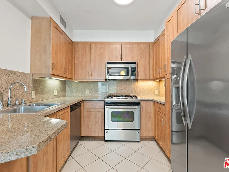 267 S San Pedro St #211 — Photo 13