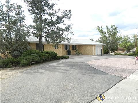 3rd image of 1600 S Cliff Dr