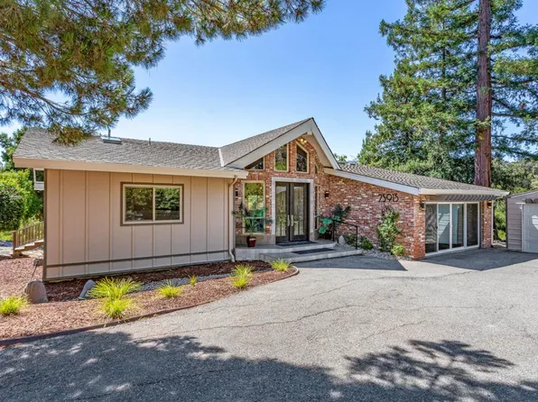 25915 Elena Rd, Los Altos Hills, CA 94022