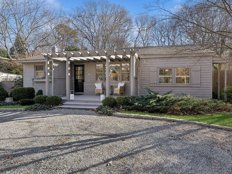 1st image of 22 Pine Crest Lane