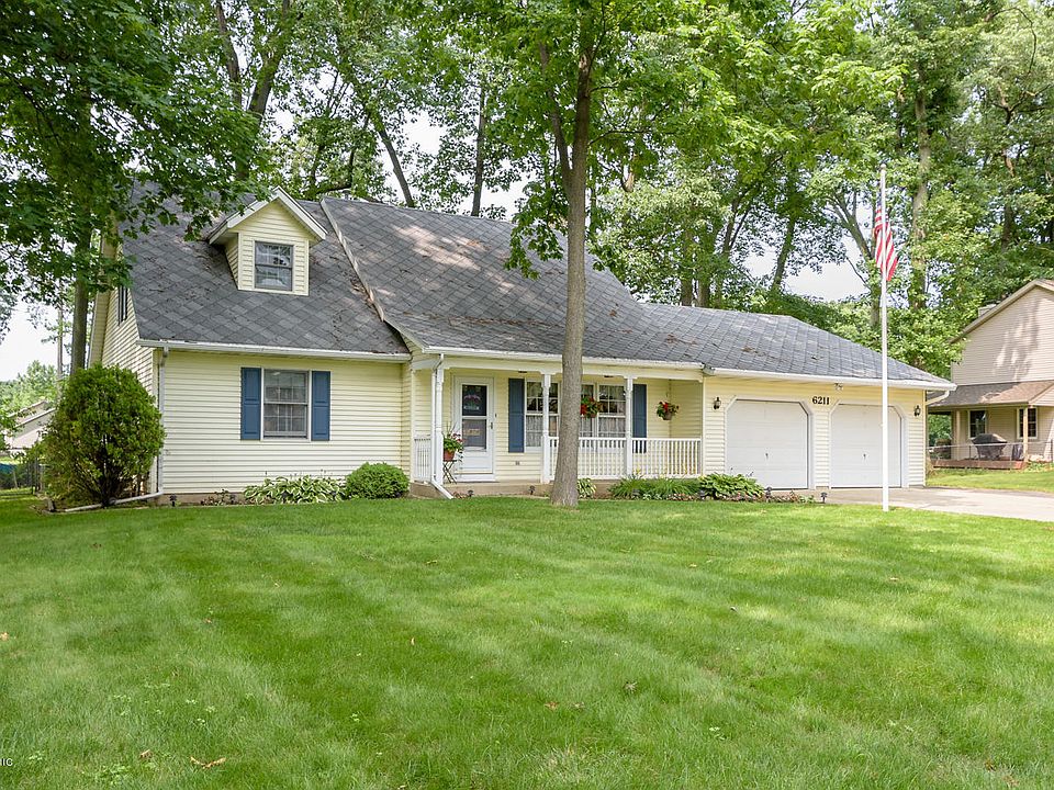1st image of 6211 Arrowhead Dr N