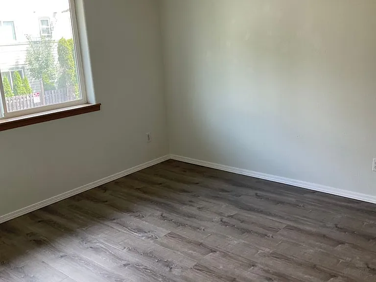 Ascot Place Apartments — Photo 16